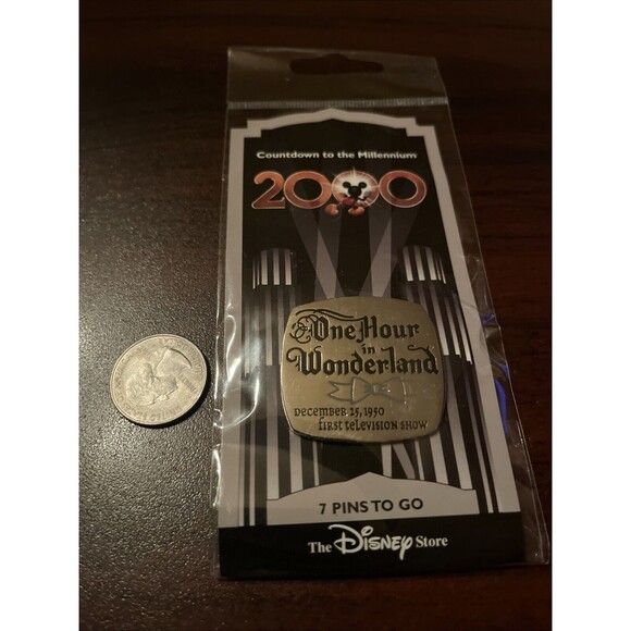 Disney Countdown To The‎ Millennium One Hour In Wonderland #8 Pin - Picture 3 of 4